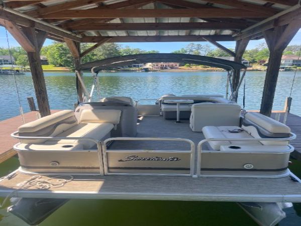 18 Ft SM Pontoon